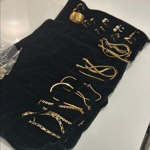 Luxurious Gold Jewelry Collection